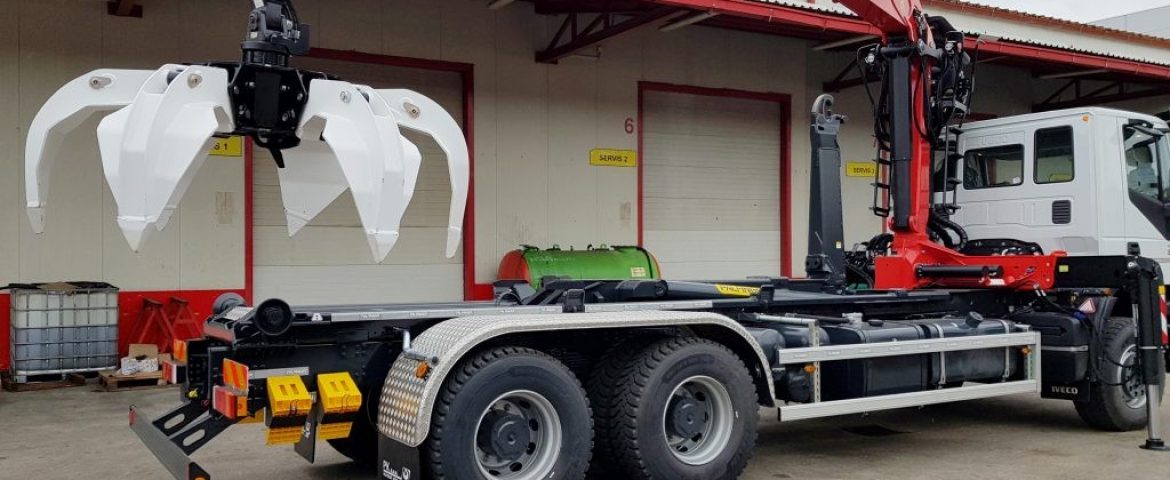 Palfinger Epsilon Crane Q150Z96 and T 20 Hooklift Delivered to Sabirač d.o.o.