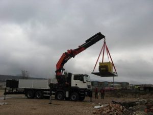 Palfinger_dizalica_PK_150002_i_tovarni_sanduk