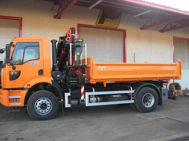 Palfinger dizalica PK 15500 i trostrani kiper TK 115 za Trgoauto