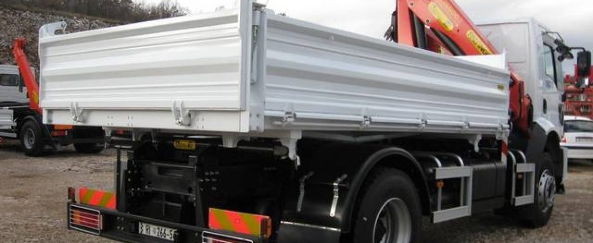 Palfinger dizalica PK 15500 i trostrani kiper TK 115 za Automehaniku Butorac