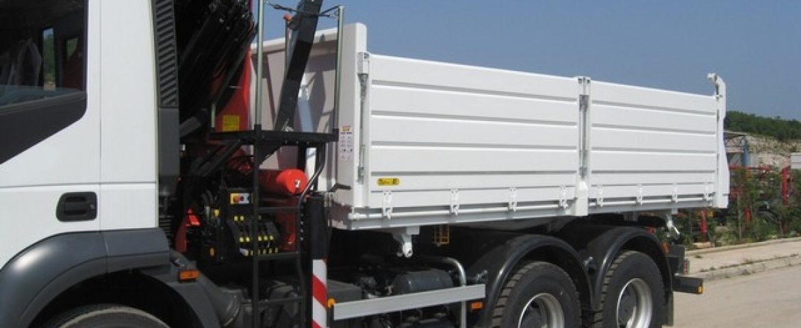 Palfinger crane PK 18500 and three-way tipper TK 200B for Daus Truck-Jadro