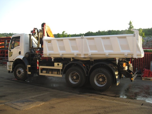 Palfinger_dizalica_PK_6500_i_trostrani_kiper_TK_160A