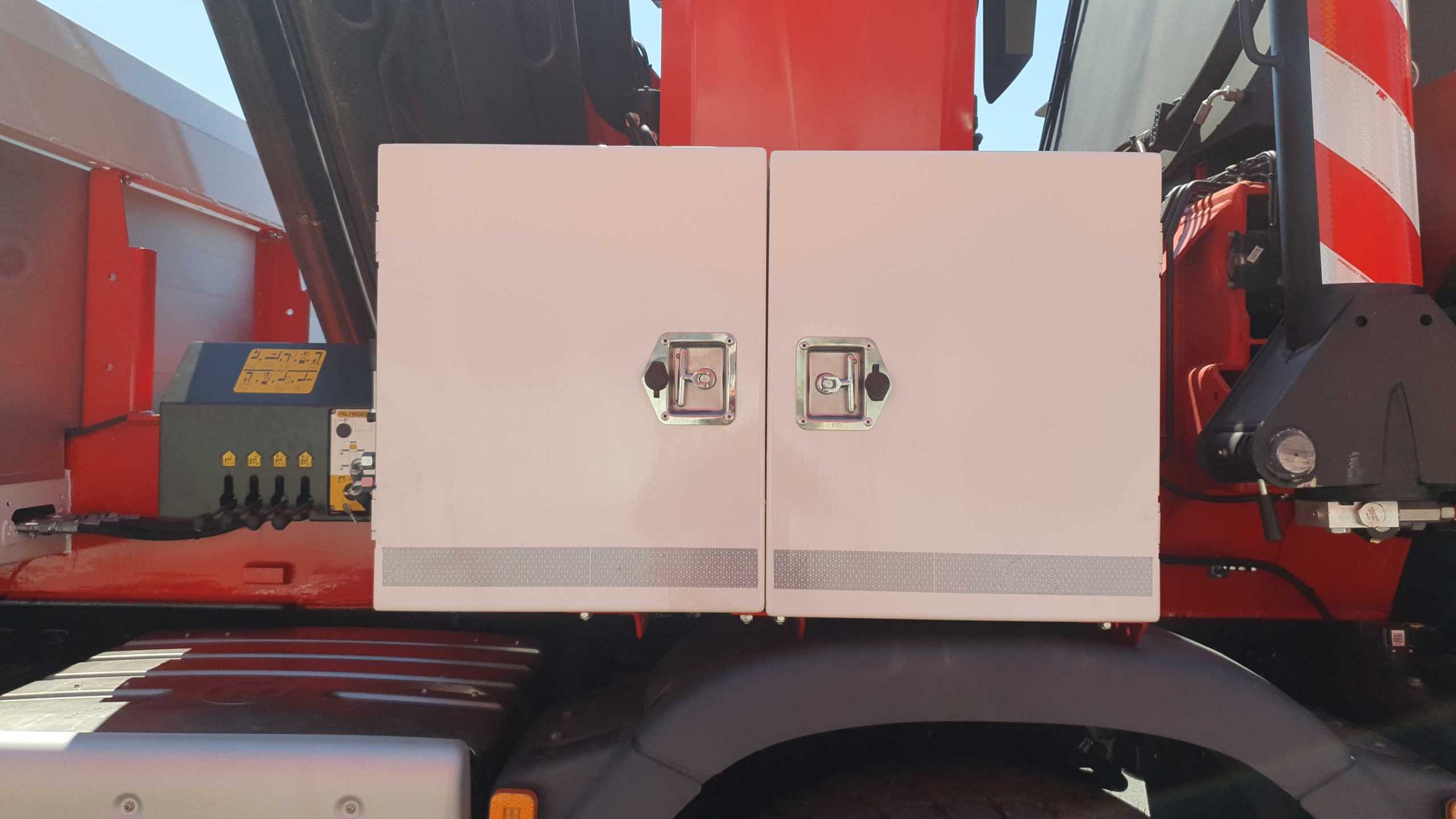 palfinger-dizalica-pk-nadogradnja-sanduk-dalekovod