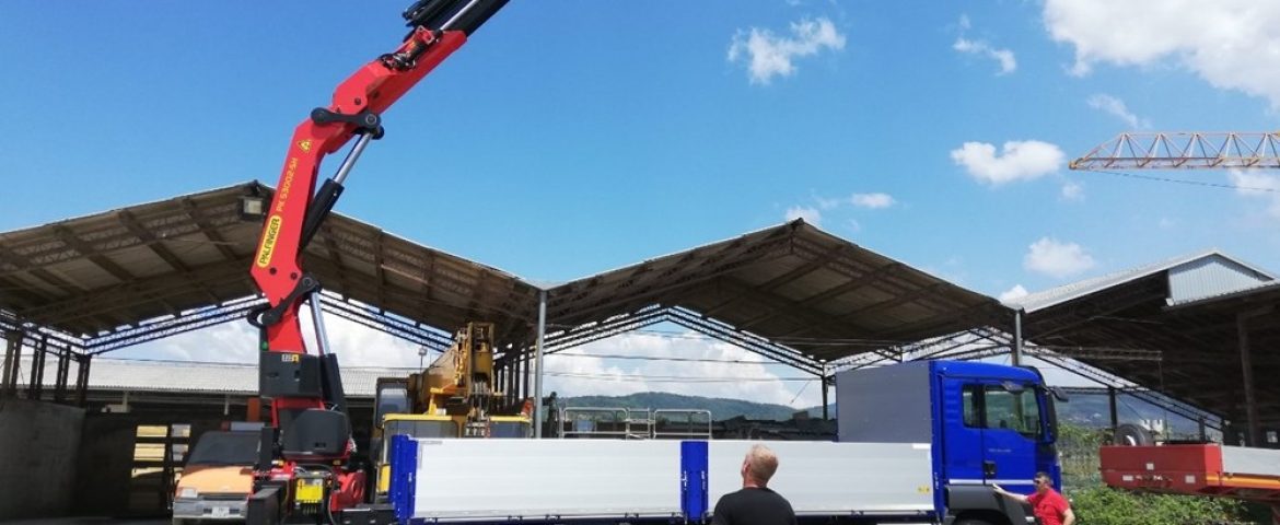 Palfinger dizalica PK 53002 SH i sanduk za tvrtku Tehnikagradnja d.o.o.