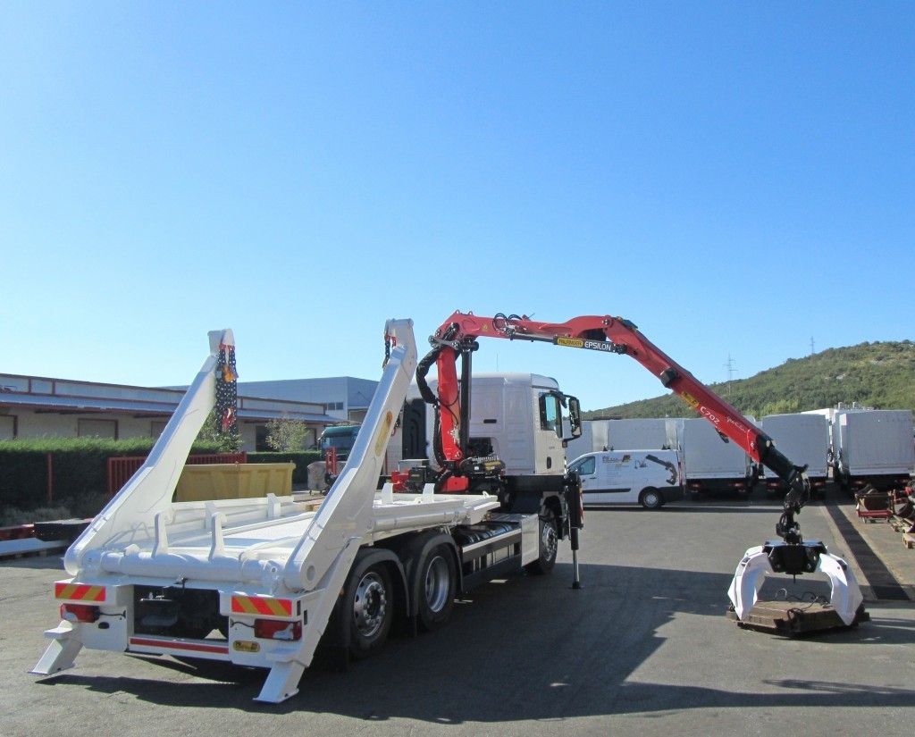Palfinger Epsilon dizalica C70Z73 i samopodizač kontenjera M 16 T za Man Importer Hrvatska – Kemis Termoclean d.o.o.