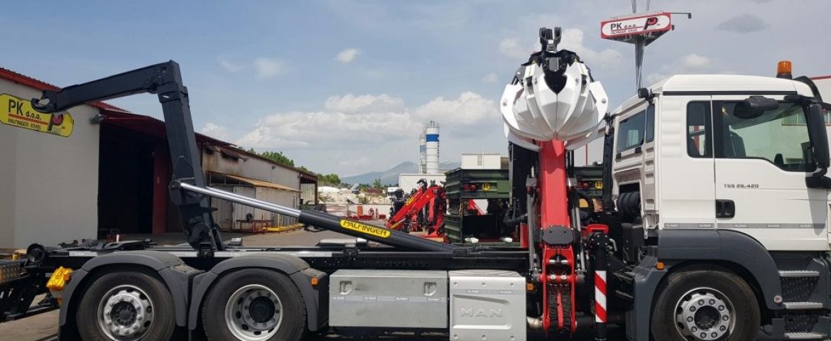 Palfinger Epsilon dizalica M110Z96 i navlakač kontejnera T 18 za tvrtku Ponikve Eko otok Krk