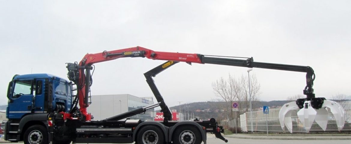 Palfinger Epsilon dizalica M110Z96 s navlakačem kontejnera T 18 za obrt Rezač