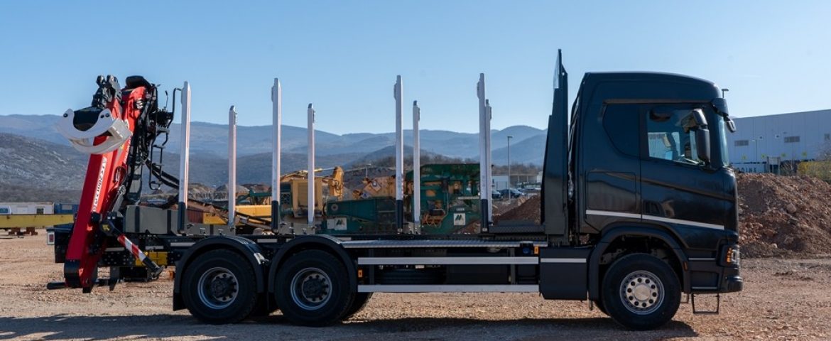 Palfinger Epsilon M12Z83 crane and forestry platform for AUTOPRIJEVOZNIK I PILANA KULAŠ