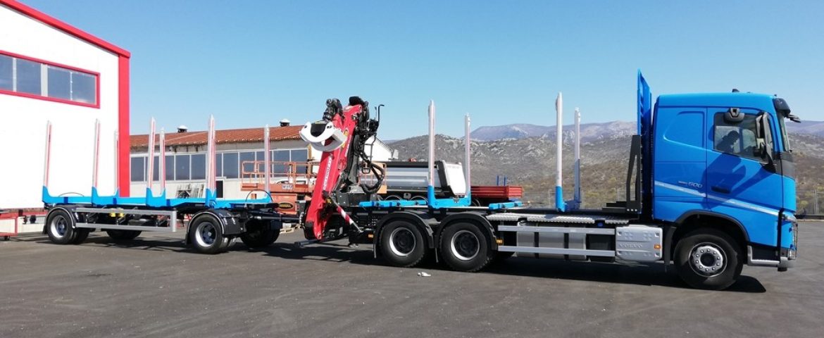 Palfinger Epsilon M12Z83 crane and timber trailer for AUTOPRIJEVOZNIK RIFET FORIĆ