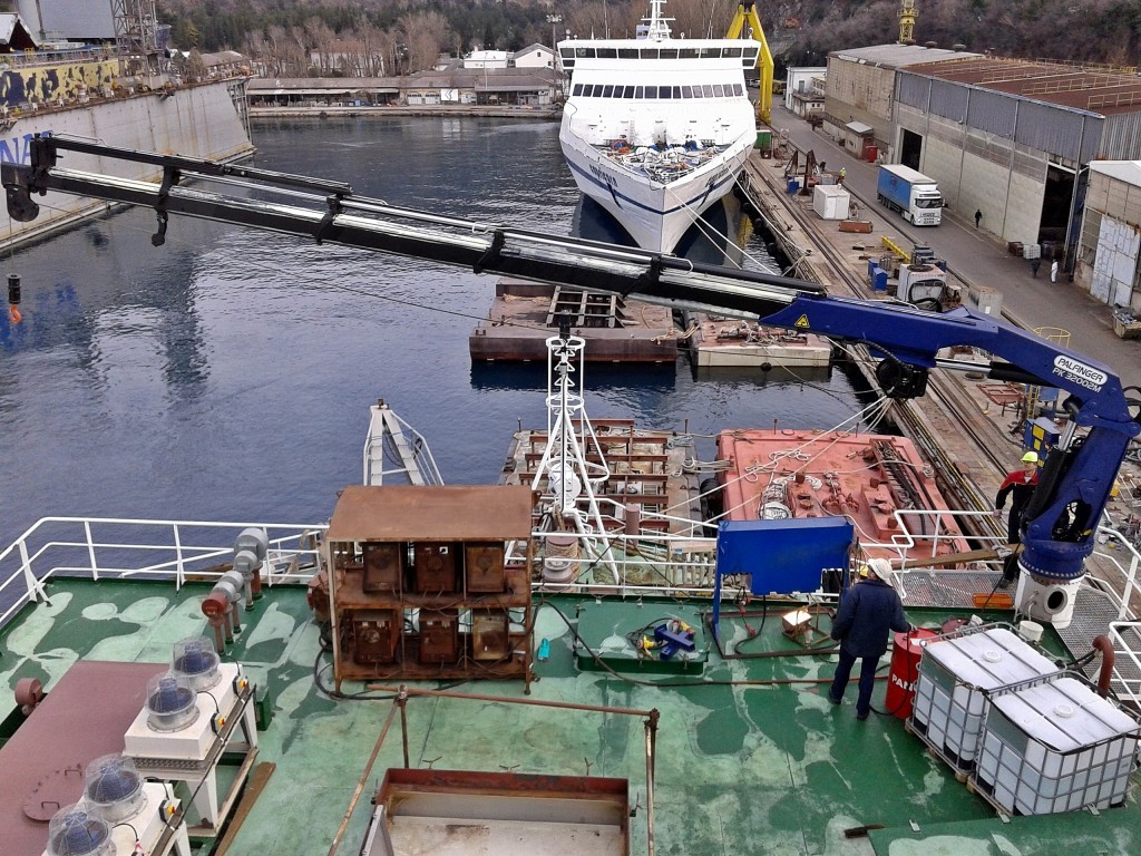 Palfinger_Marine_dizalica_PK_32002M_brodogradilišta