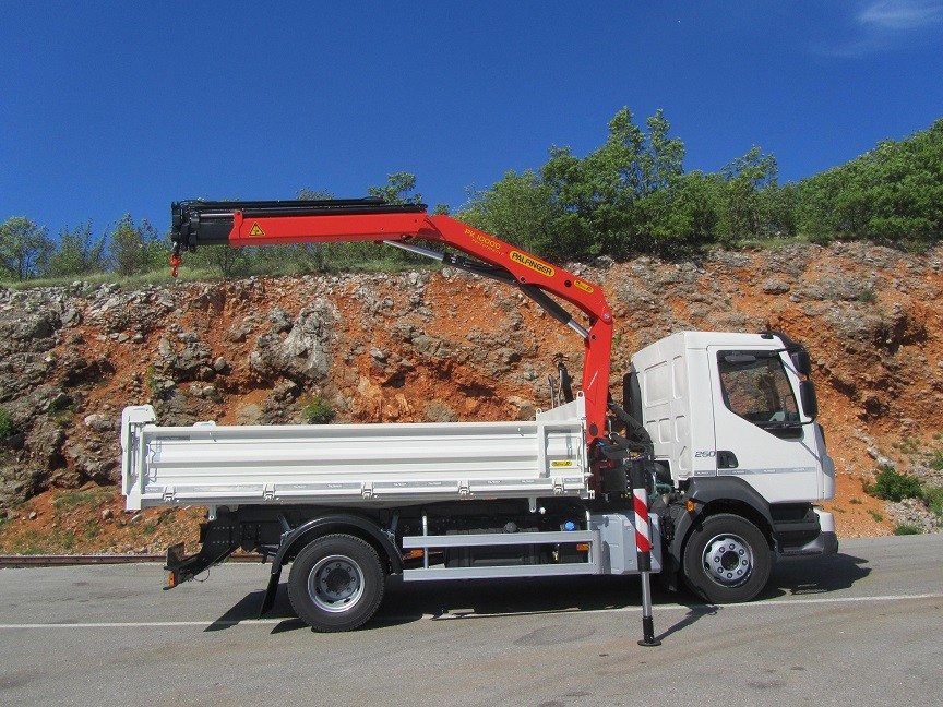 Palfinger_dizalica_PK_10000_i_Trostrani_kiper_TK_95_kiperski_sanduci