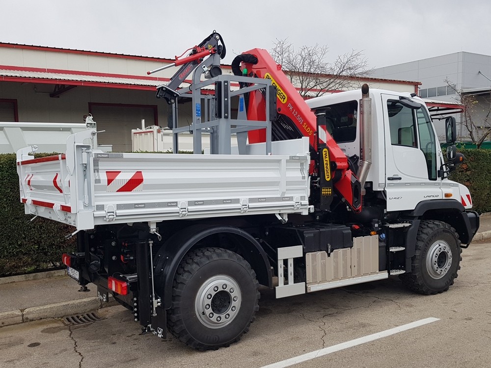Multi-purpose truck with Palfinger crane PK 12.501 SLD5 for HEP FUŽINE