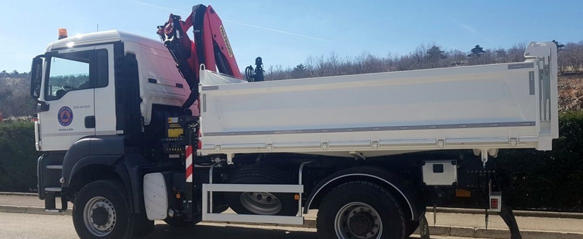 Palfinger PK 13.501 SLD1 crane and three-way tipper TK 115 for the Municipality of Ilidža