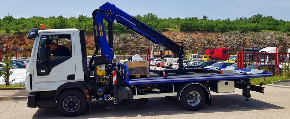 Palfinger dizalica PK 13500T i fiksna platforma F 100 za tvrtku Gradski parking Skopje