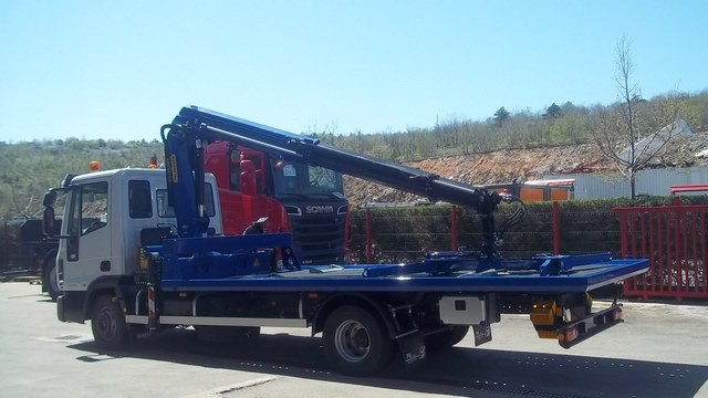 Palfinger_dizalica_PK_13500T_i_fiksna_platforma_F_100_pauk_vozila