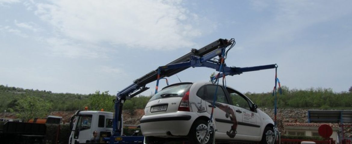 Palfinger dizalica PK 13500T i fiksna platforma za Gradski parking Skopje