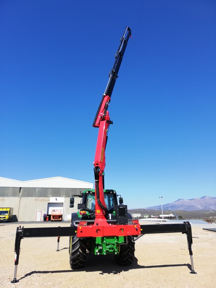 Palfinger_dizalica_PK_17.001_SLD3_C_i_traktorska_nadogradnja_i_traktorska_prikolica