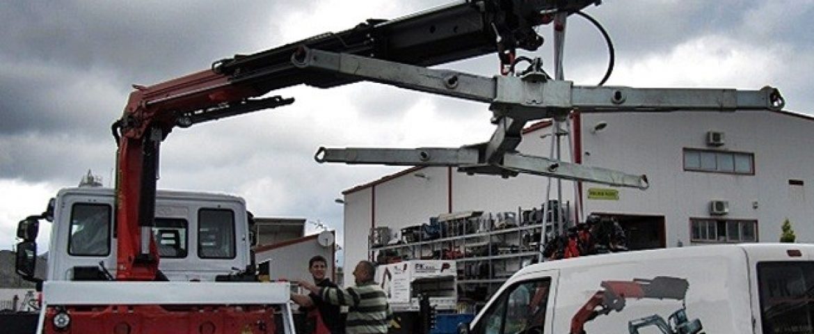 Tow Truck with Palfinger Crane PK 17500T for Bošana d.o.o.