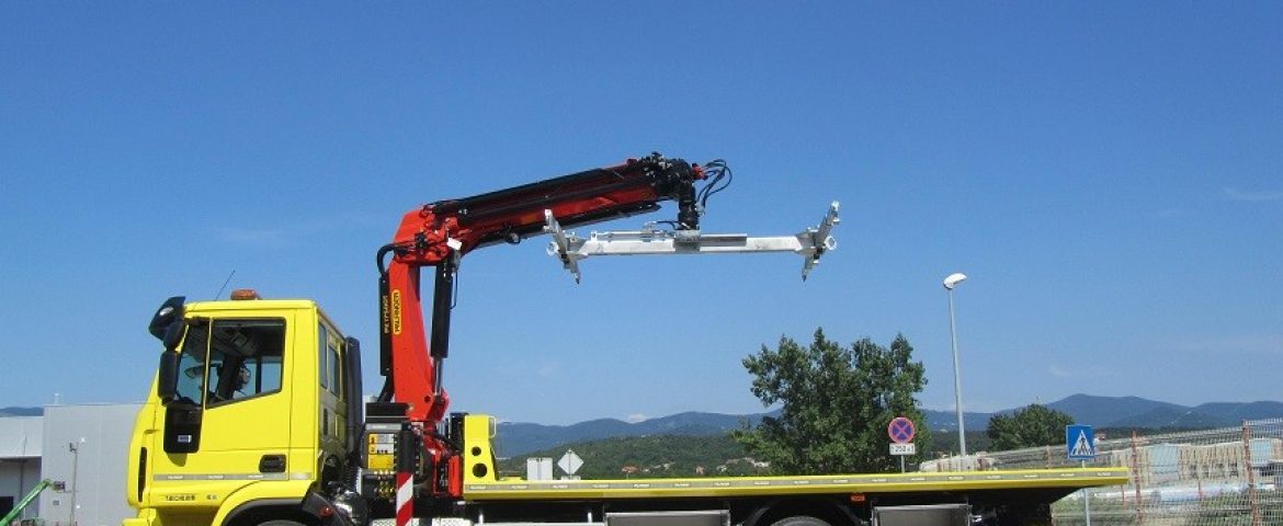 Palfinger dizalica PK 17500 i fiksna platforma F 100 za tvrtku Pula parking d.o.o.