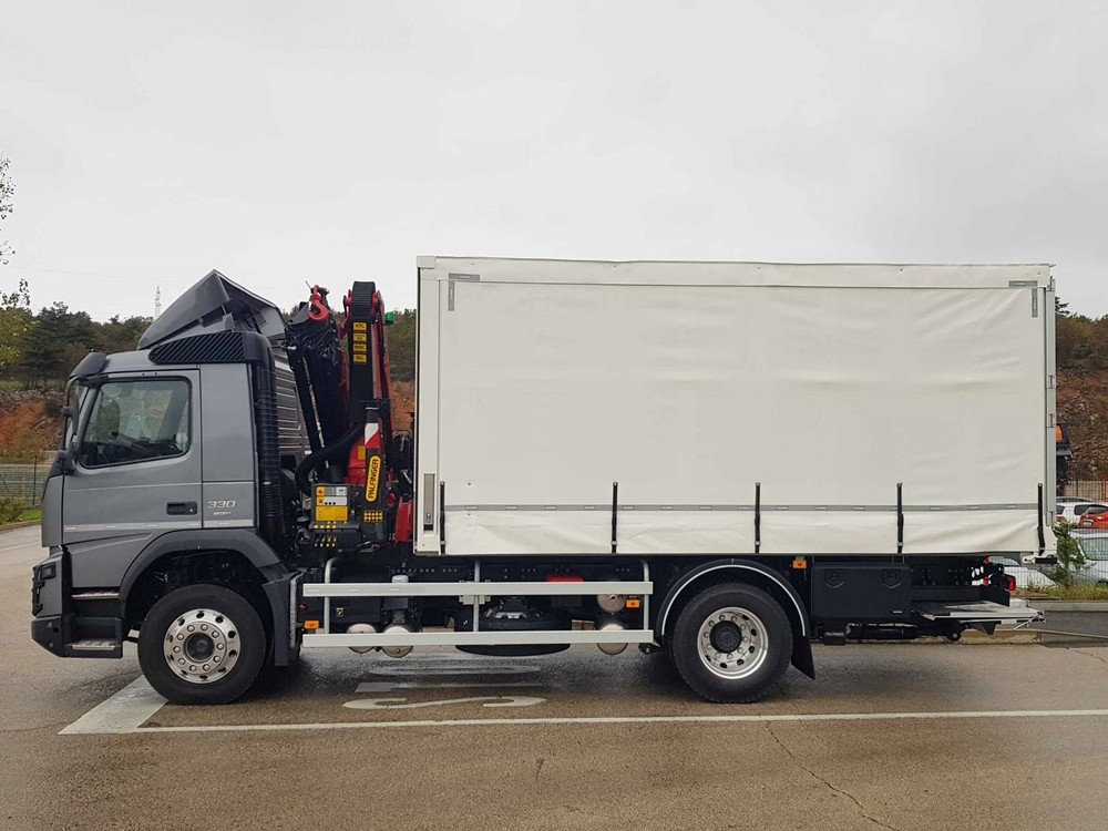 Palfinger crane PK 18002 EH, MBB R1500S Tail Lift and fixed platform for D.I.M.Š.O.