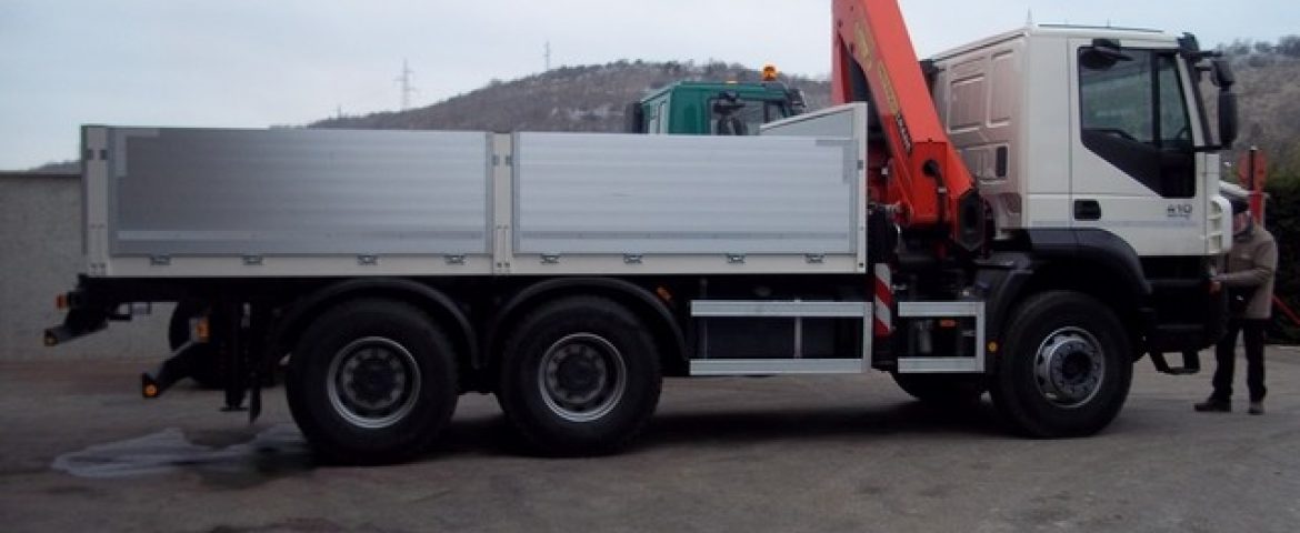 Palfinger dizalica PK 23500 i tovarni sanduk za Daus – Spegra Inženjering