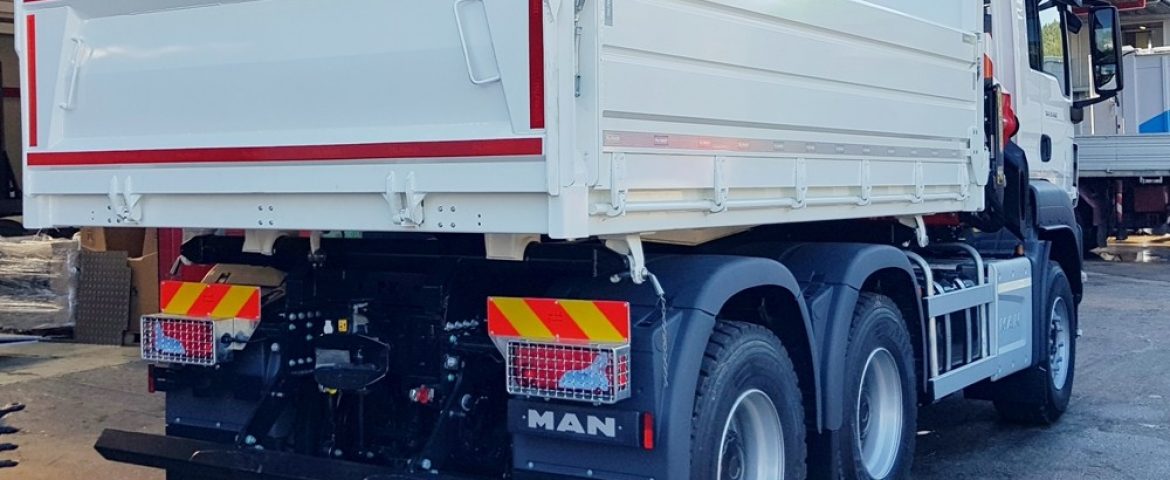 Palfinger crane PK 24001 HP and three-way tipper TK 160 for Strabag BMTI d.o.o.