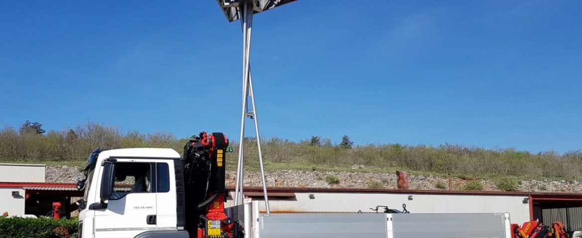Palfinger dizalica PK 33002 EH i aluminijski modularni sanduk za tvrtku Valard