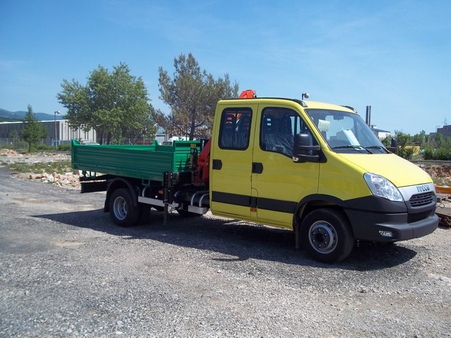 Palfinger_dizalica_PK_4200_i_Trostrani_kiper_TK_35_kiperski_sanduci