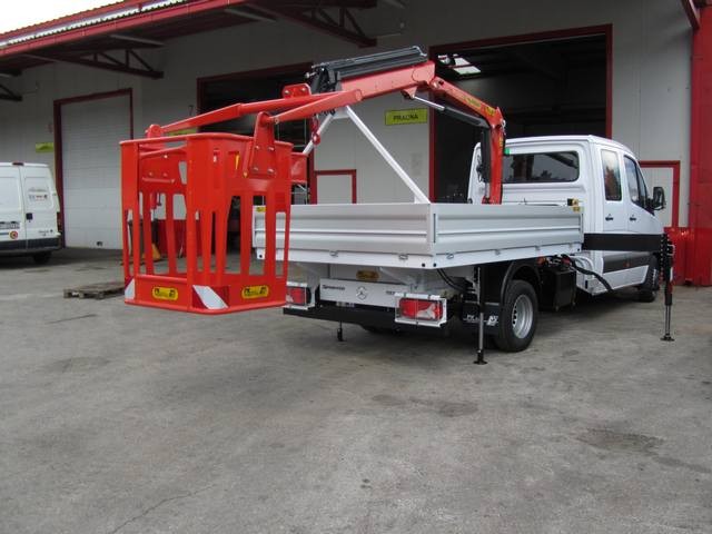 Palfinger Crane PK 4200 and Cargo Platform for Auto Lijanovići – EP Mostar