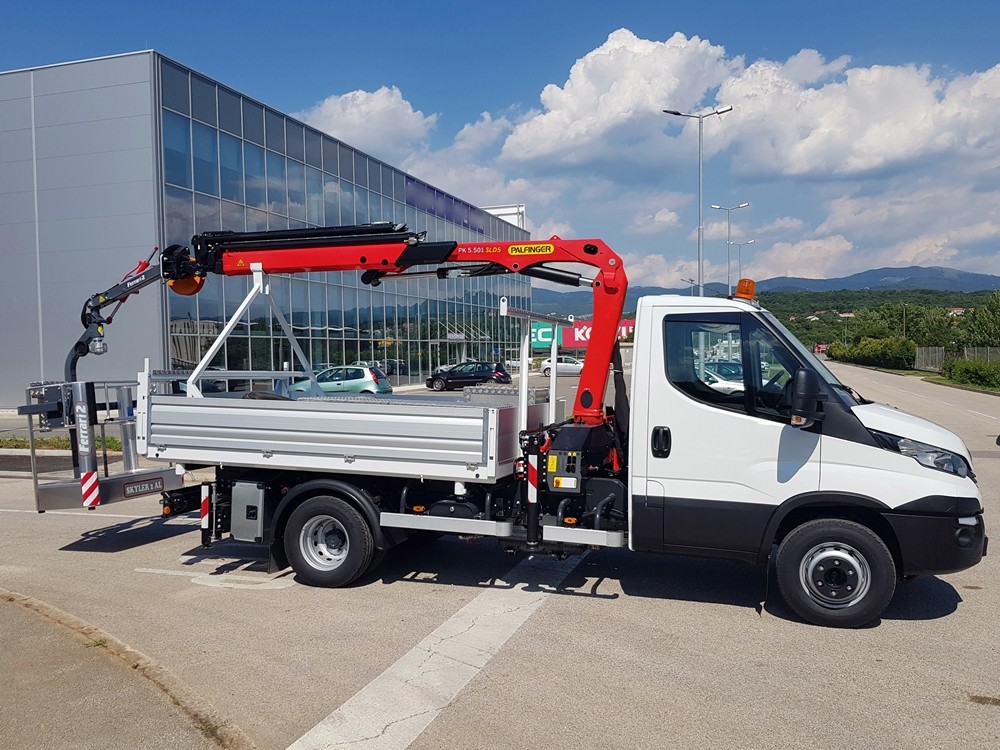 Palfinger dizalica PK 5.501 SLD5 i trostrani kiper TK 35 za tvrtku Ponikve Eko otok Krk