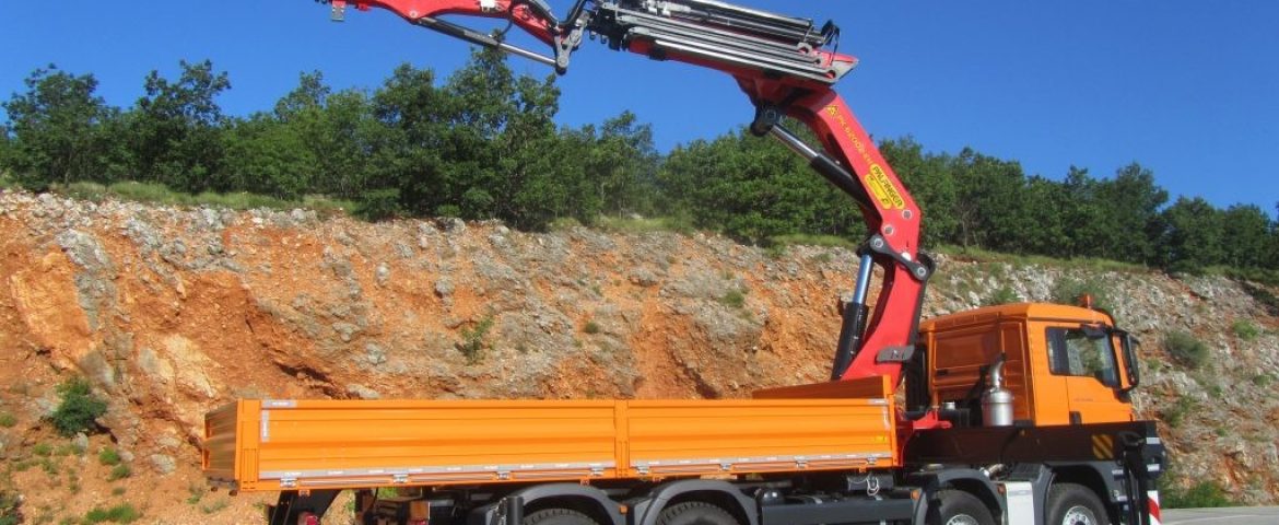 Palfinger dizalica PK 62002-EH i demontažni modularni sanduk za tvrtku Monterra d.o.o.