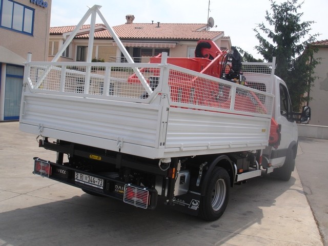 Palfinger Crane PK 6500 and Three-Side Tipper TK 35 for Benussi – Vodnjan