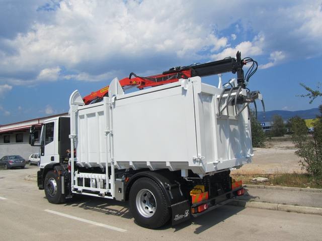Palfinger_dizalica_PK_6500_i_stražnji_kiper_SK_115_komunalne_djelatnosti