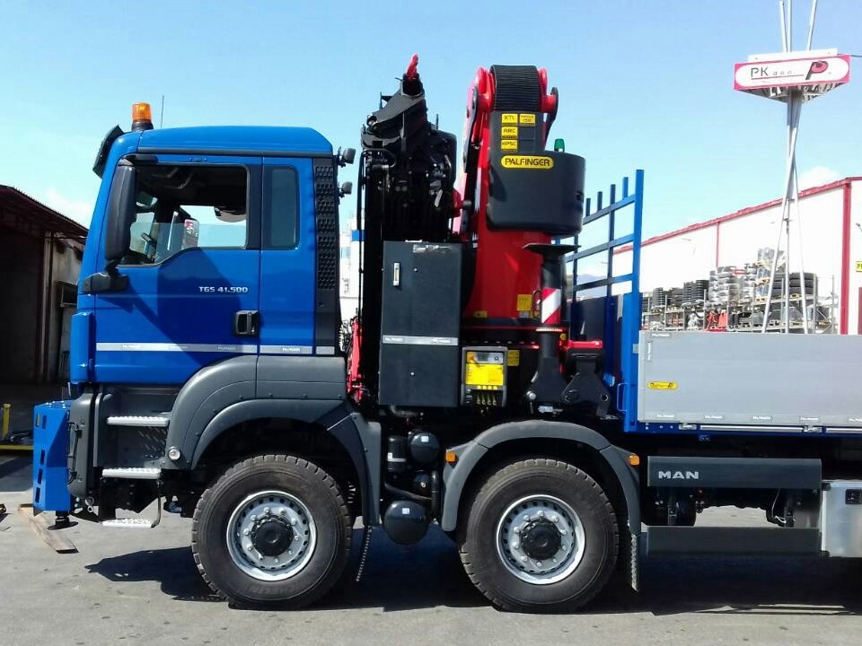 Palfinger_dizalica_PK_78002_SH_sa_modularnim_sandukom_i_prikolica_za_transport_betonskih_stupova_PRT_100