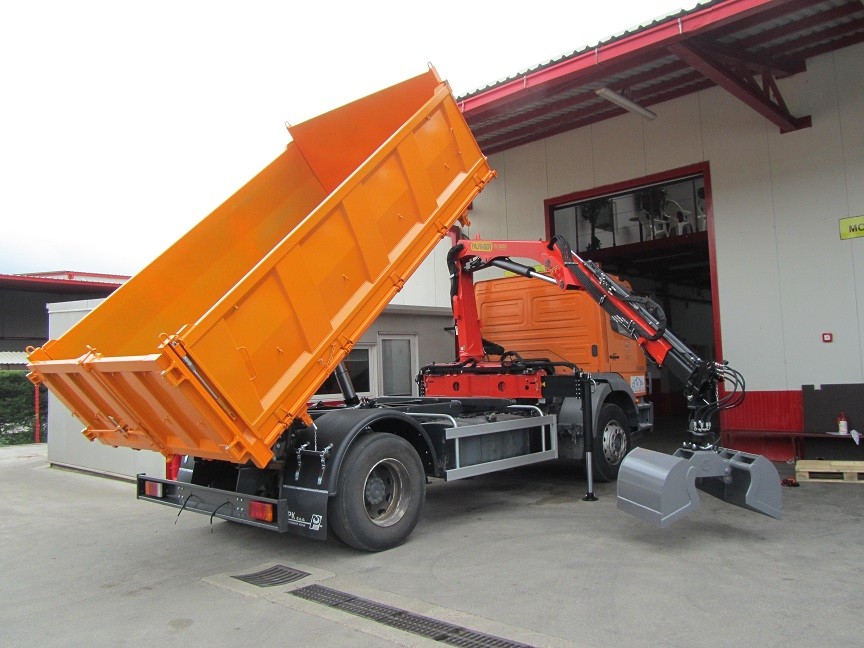 Palfinger_dizalica_PK_8500_i_Trostrani_kiper_TK_115_kiperski_sanduci
