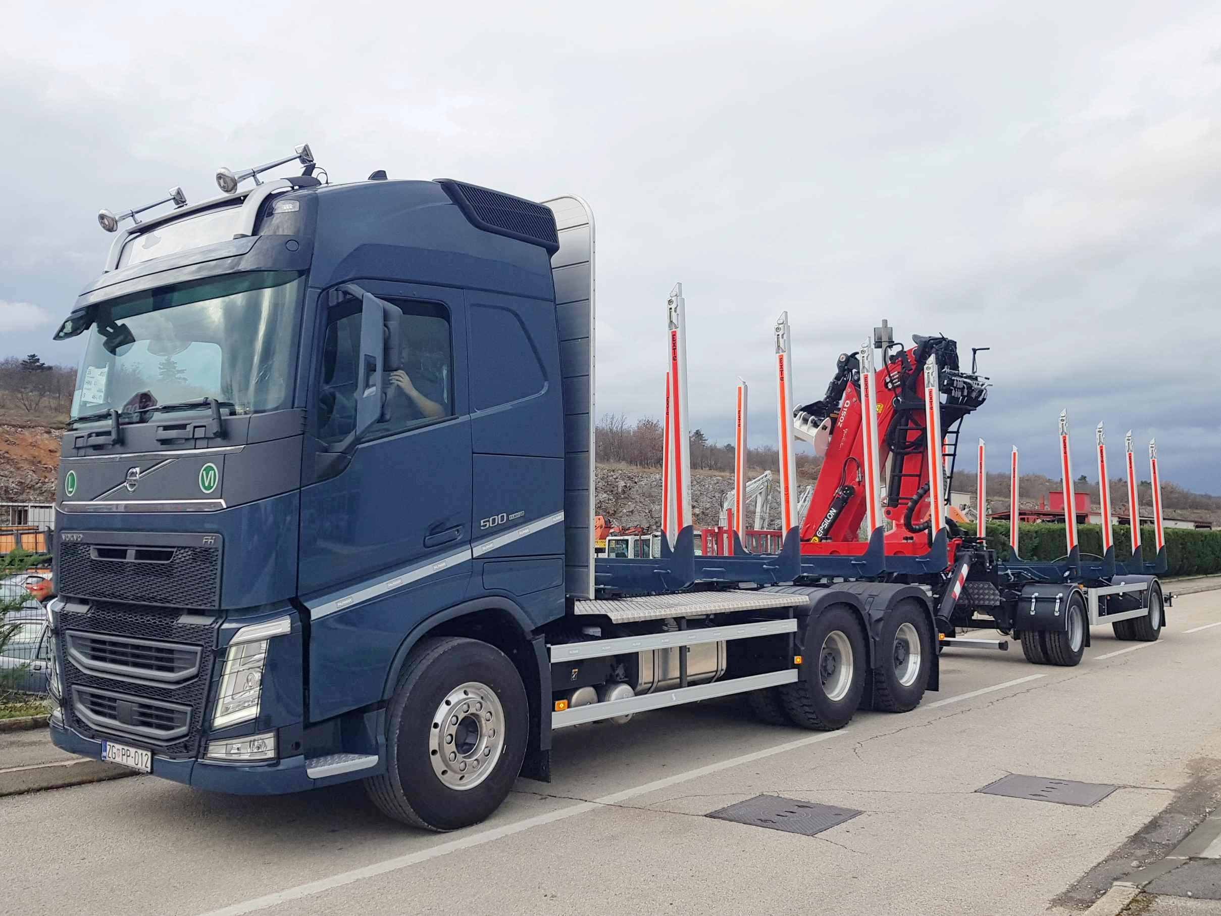 Palfinger_epsilon_dizalica_Q150Z96_HP_i_šumarska_prikolica_i_šumarska_platforma