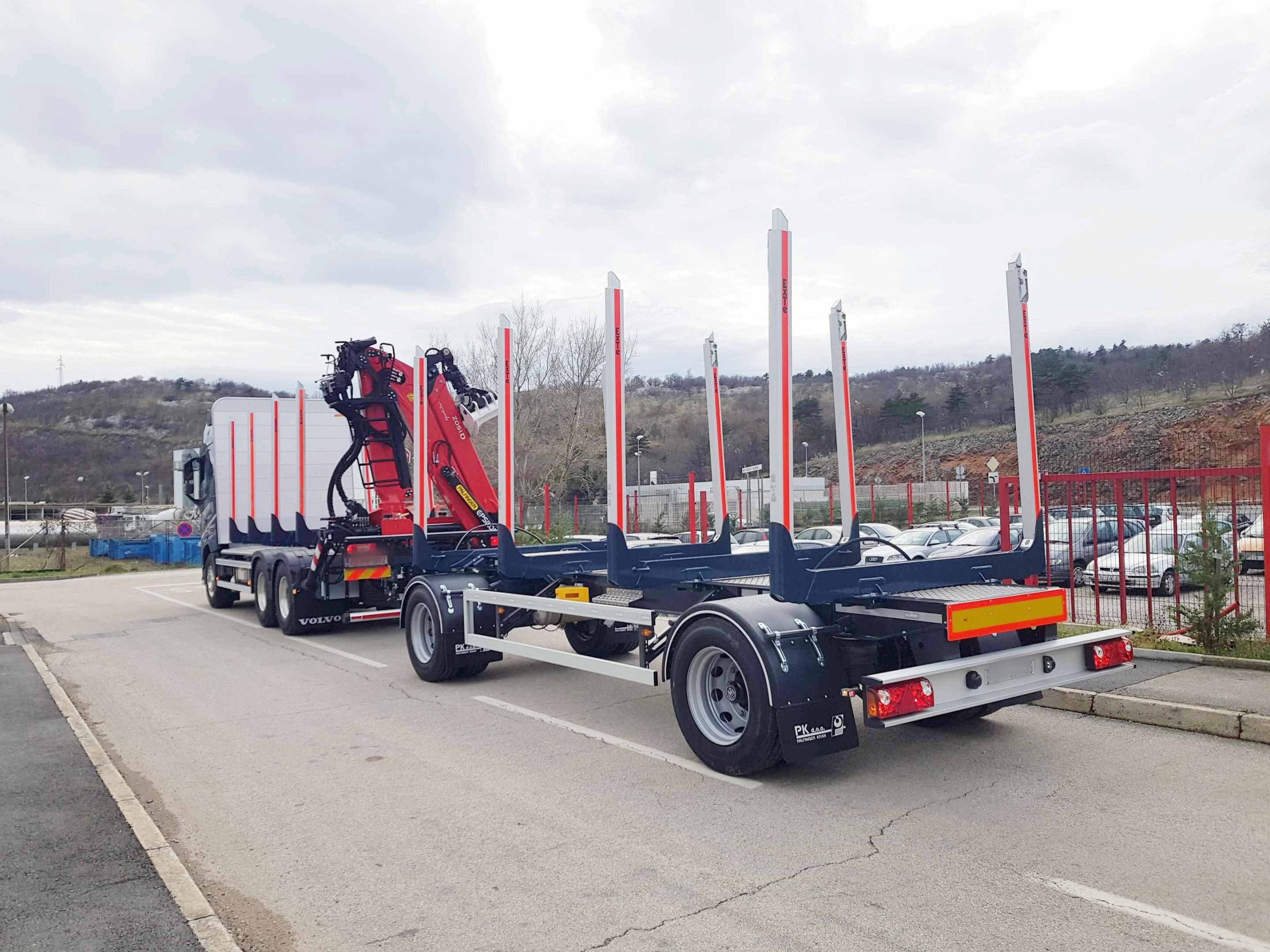 Palfinger_epsilon_dizalica_Q150Z96_HP_i_šumarska_prikolica_i_šumarska_platforma