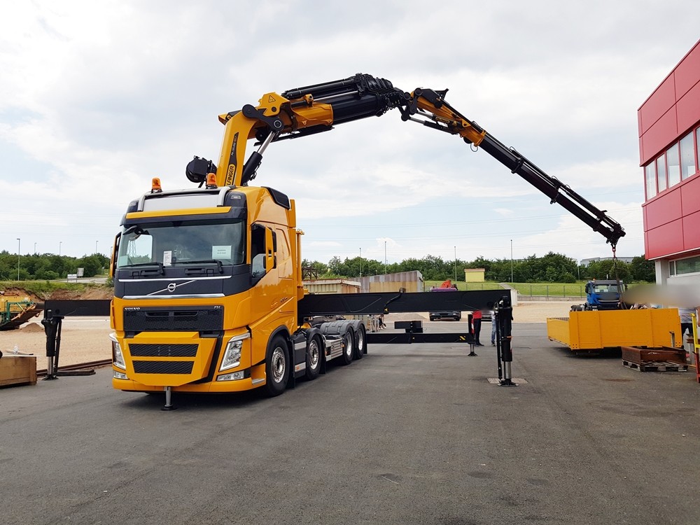Palfinger_heavy-duty_dizalica_PK_135.002_TEC_7_i_demontažni_sanduk