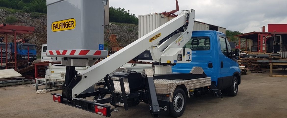 Palfinger access platform P 140 T for Agra Trgovina d.o.o.