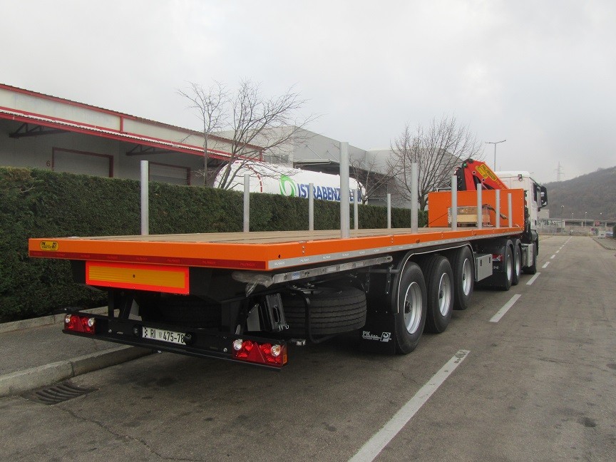 Special Semitrailer and Palfinger PK 24001 Crane for STSI d.o.o.