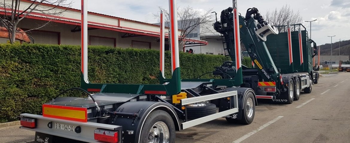 Šumarska nadogradnja s Palfinger Epsilon dizalicom M110Z79 i šumarska prikolica PSM 180 za obrt UPTO Benšak
