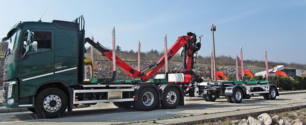 Šumarska nadogradnja s Palfinger Epsilon dizalicom M110Z82 i šumarska prikolica PSM 180 za UPTO Benšak
