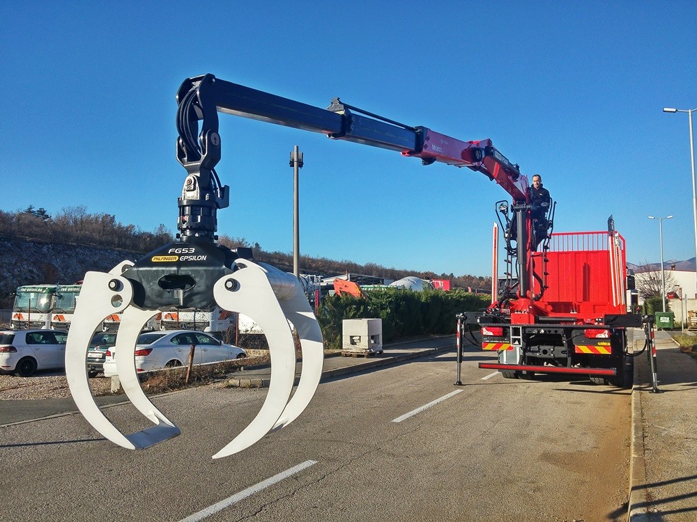 Forestry Setup with Palfinger Epsilon M120Z96 Crane for Poričnica d.o.o.