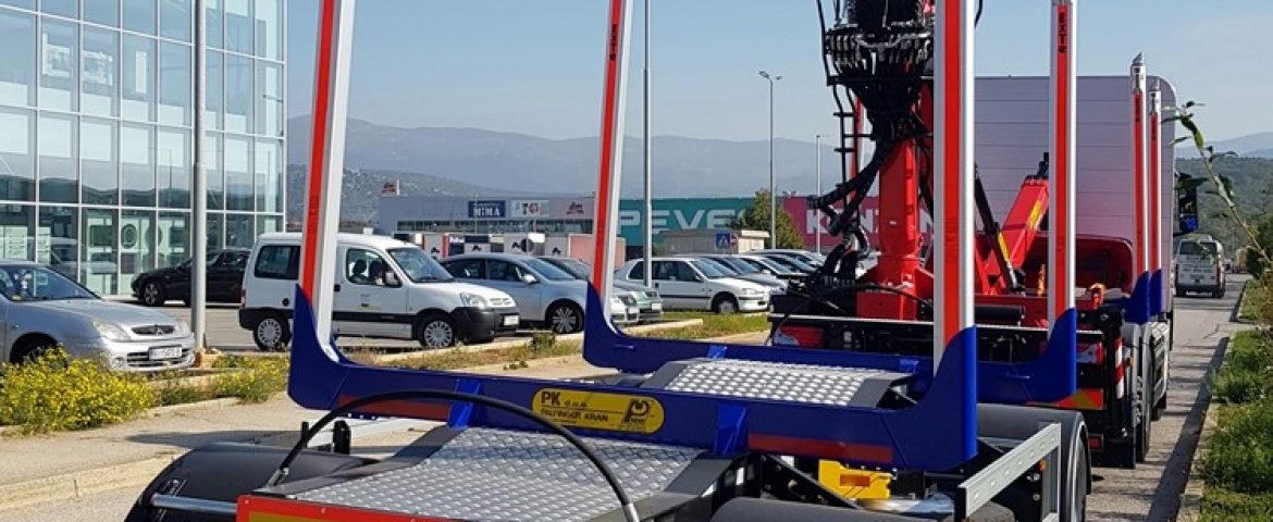 Šumarska nadogradnja s Palfinger Epsilon dizalicom i šumarska prikolica PSM 180 za tvrtku Brama-Prom