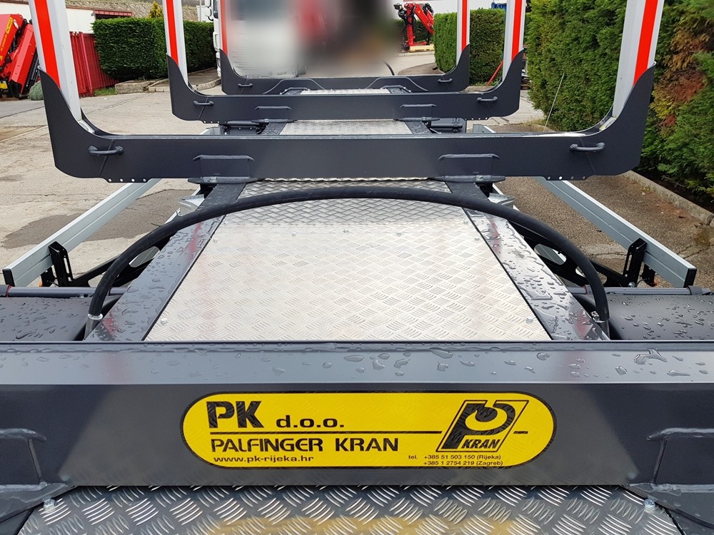 Šumarska_prikolica_PSM_200_za_transport_trupaca