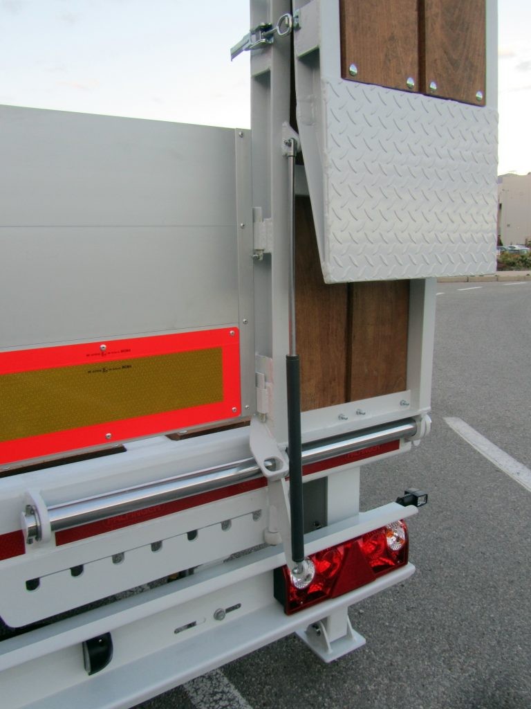 Tandem_prikolica_za_transport_radnih_strojeva_PRT_140