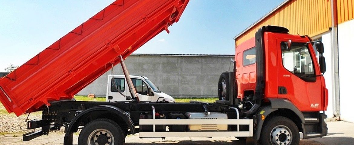 Delivery of Three-Side Tipper TK 95 for JKP Komunalni projekt