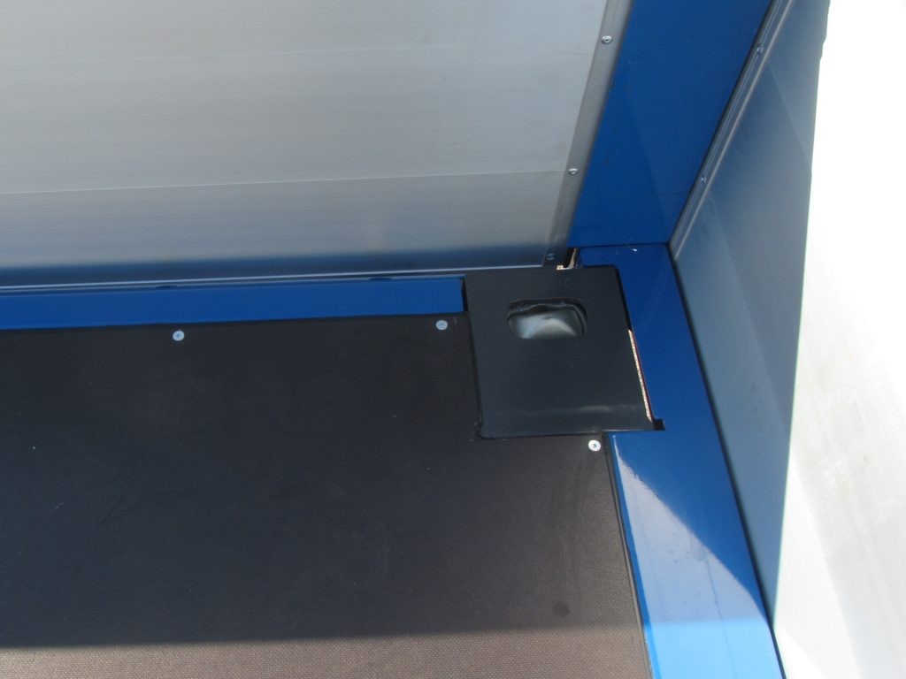 građevinarstvo_Palfinger_dizalica_PK_32080_D_i_aluminijski_tovarni_sanduk