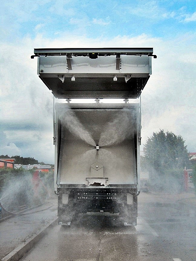 komunalni_OTPAD_STRAŽNJI_komunalni_kiper_i_poluprikolica