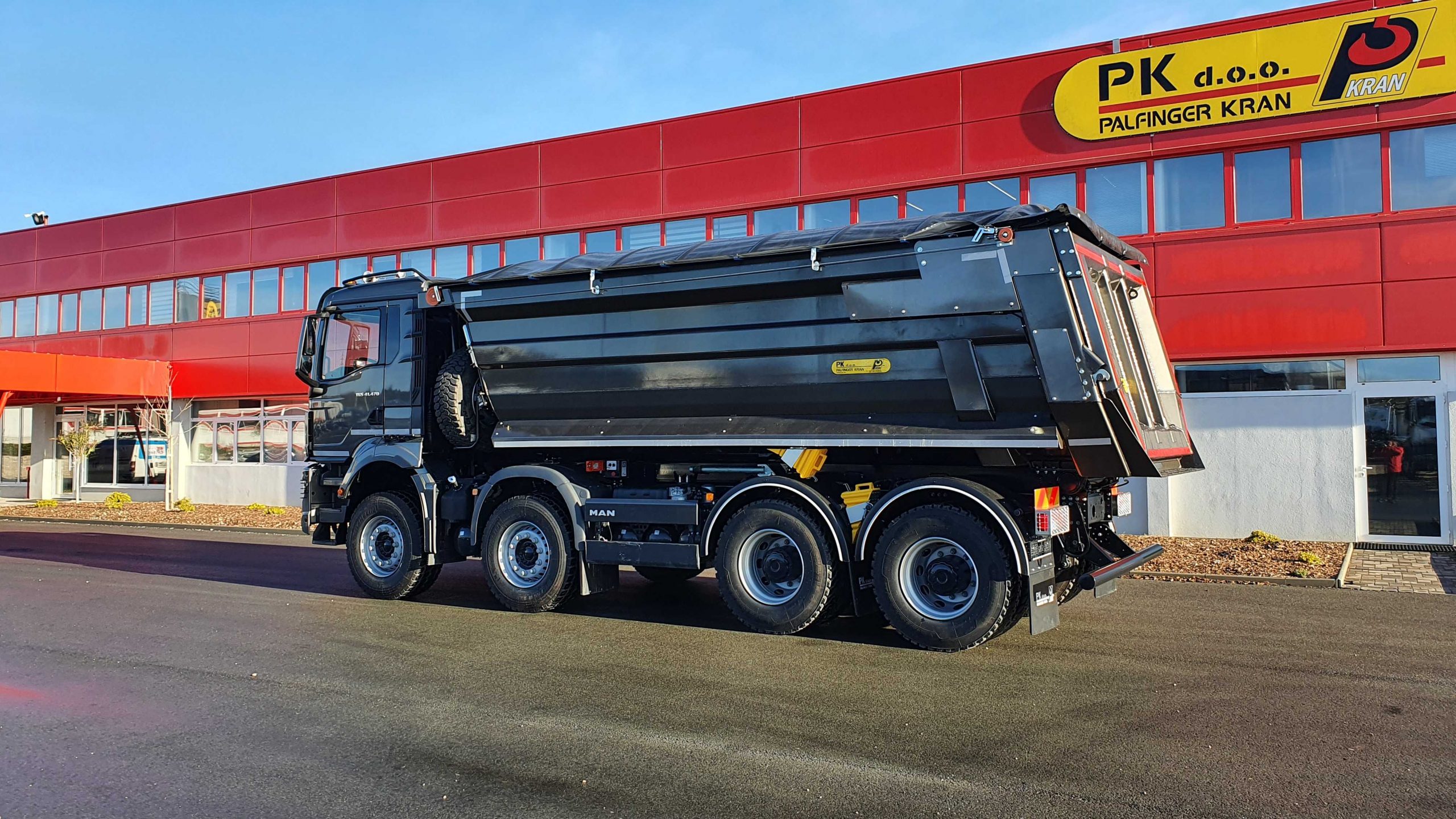 pk-straznji-kiper-HP220HD-5.5